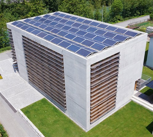 sky-solar-10-awesome-eco-homes-cavigelli-1_498x445