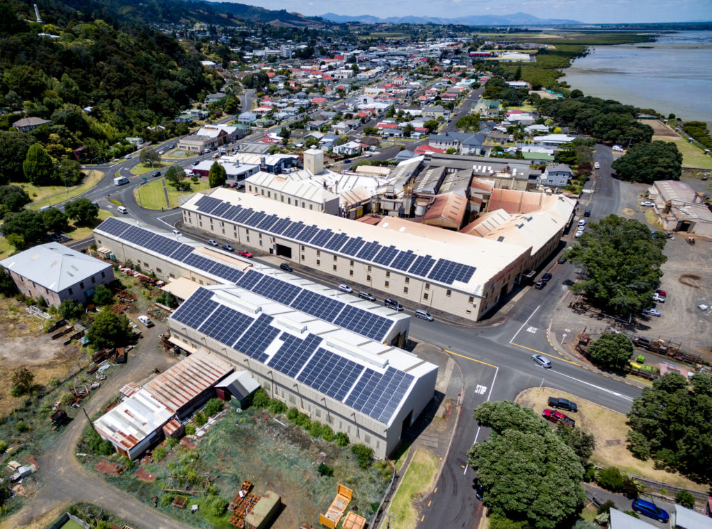 largest hybrid solar system in NZ